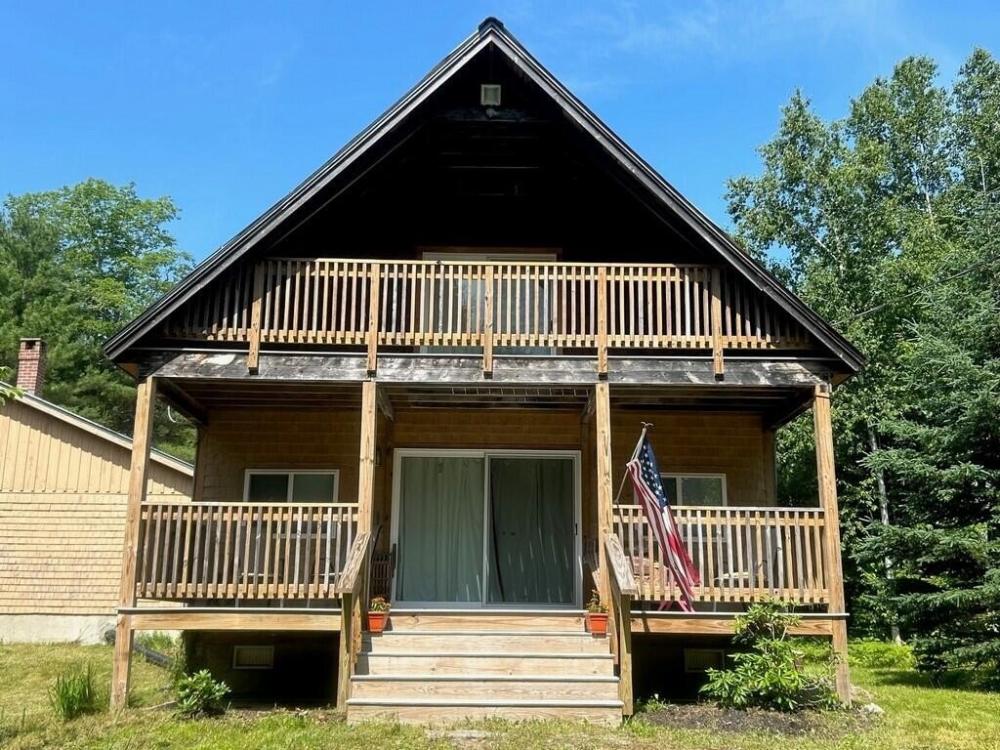 Currently Displayed Property Photo