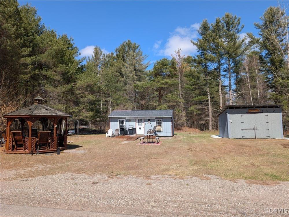 Currently Displayed Property Photo