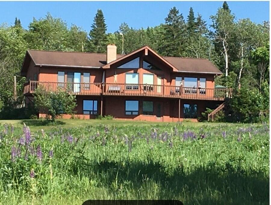 Currently Displayed Property Photo