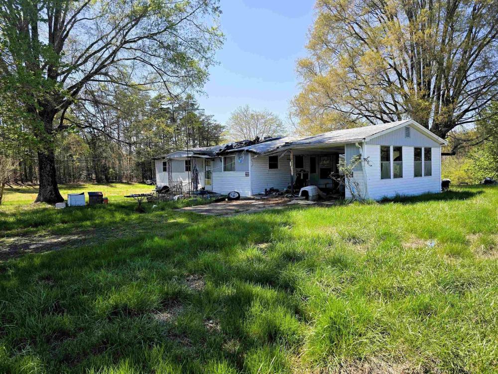 Currently Displayed Property Photo