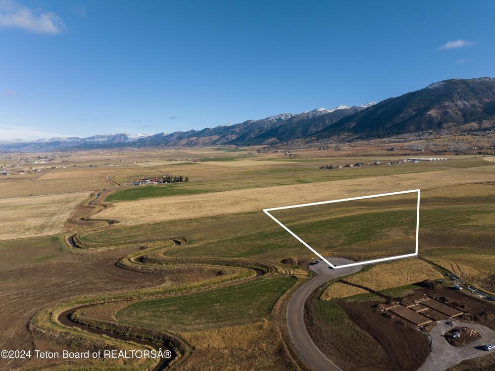 Currently Displayed Property Photo