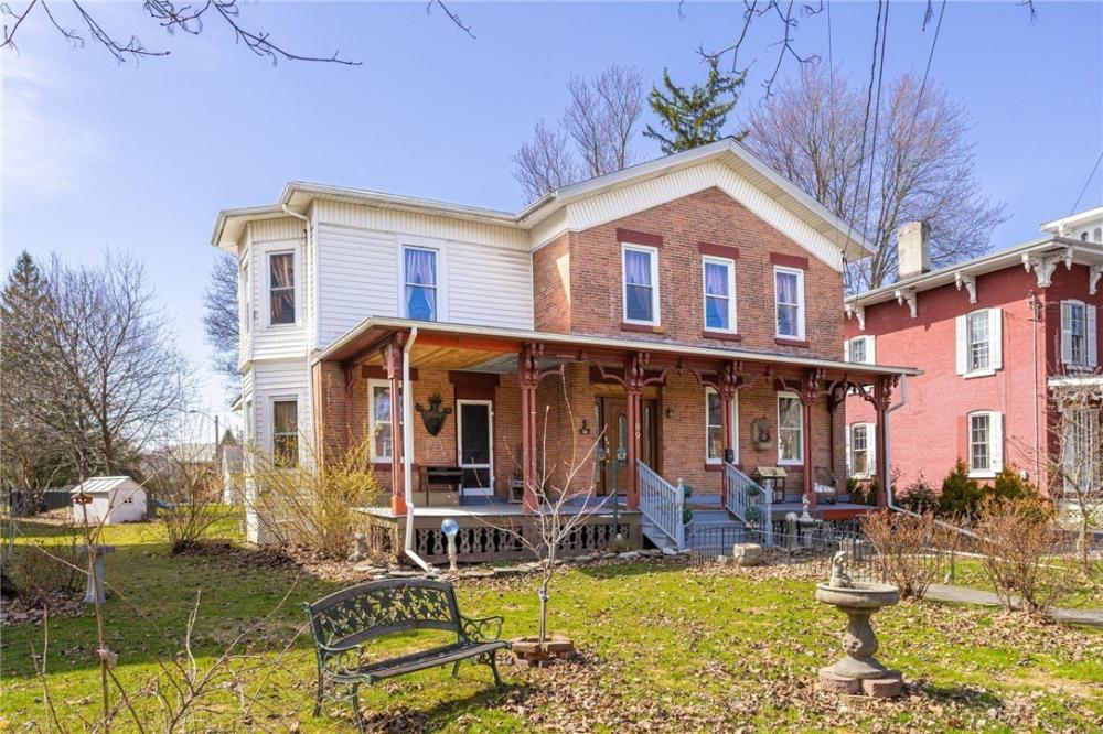 Currently Displayed Property Photo