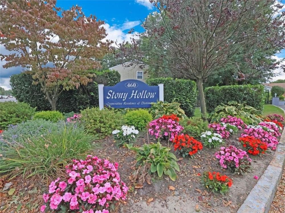 Currently Displayed Property Photo
