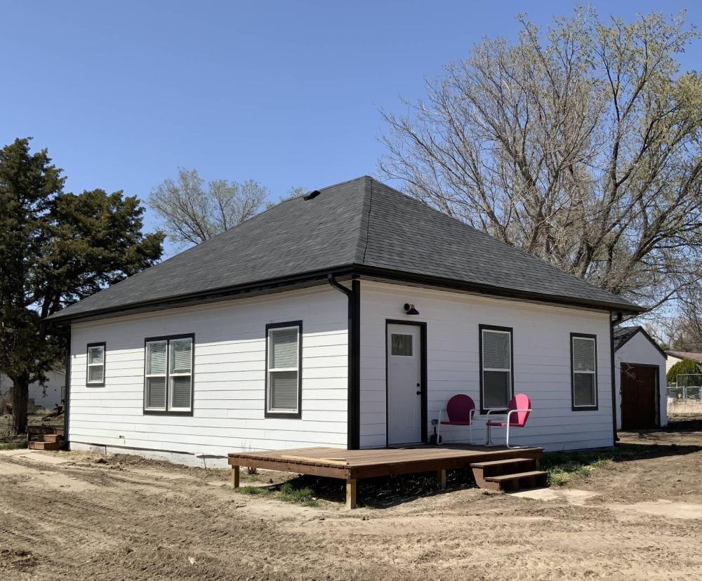 Currently Displayed Property Photo