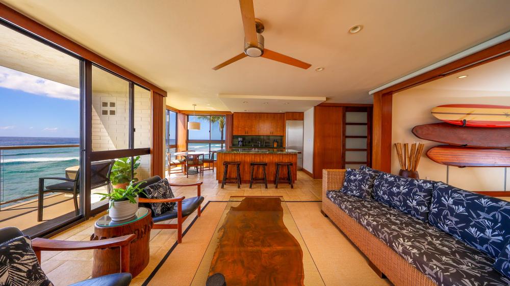 Currently Displayed Property Photo