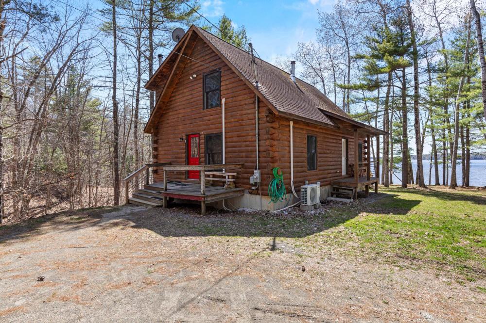 Currently Displayed Property Photo