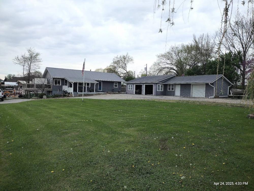 Currently Displayed Property Photo