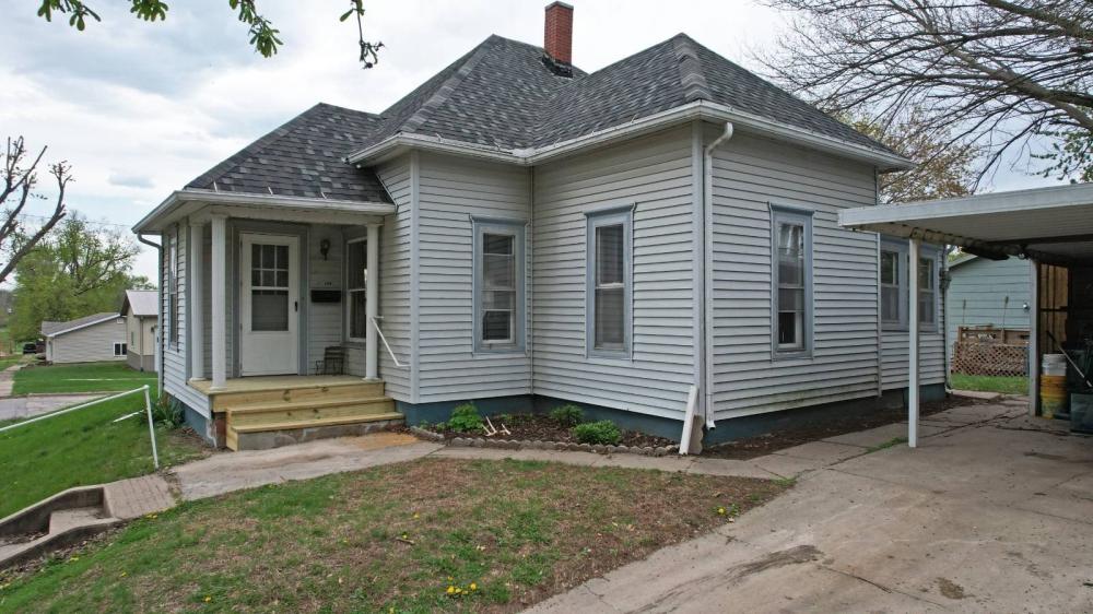 Currently Displayed Property Photo