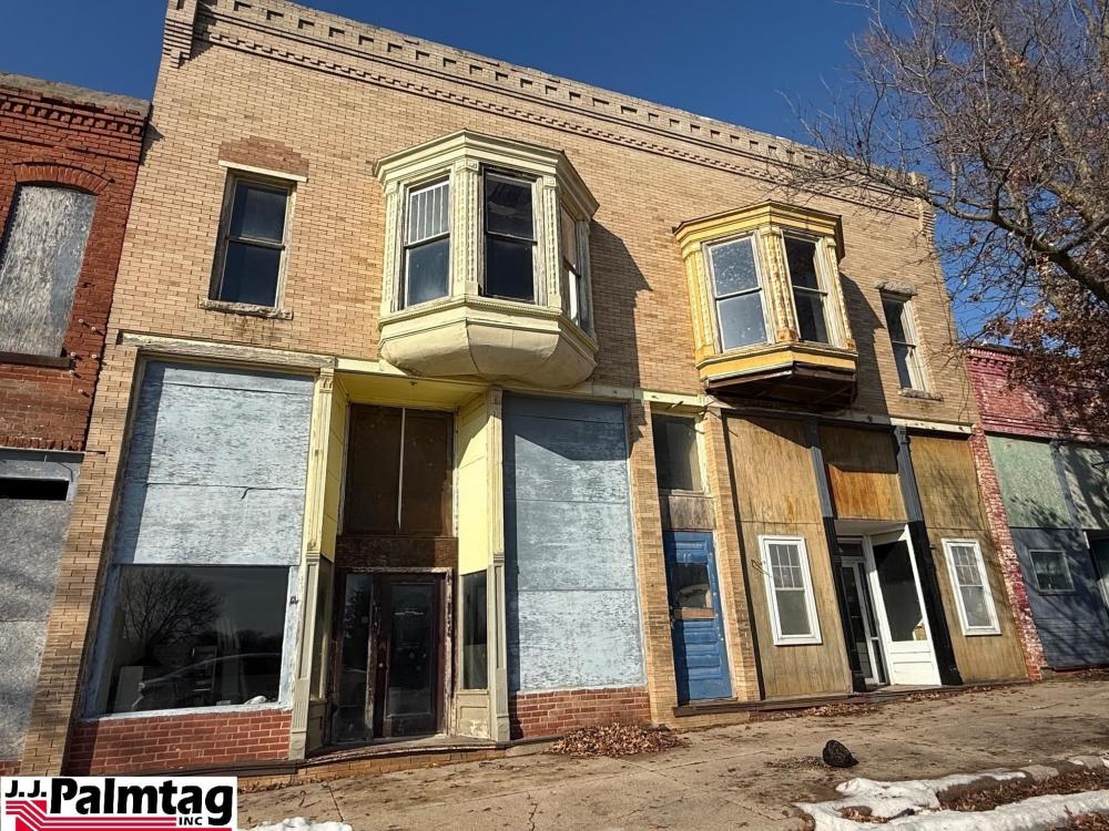 Currently Displayed Property Photo