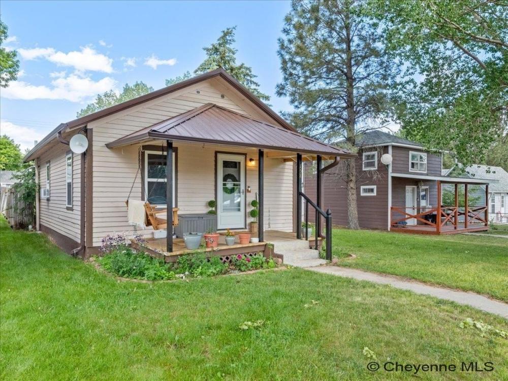 Currently Displayed Property Photo