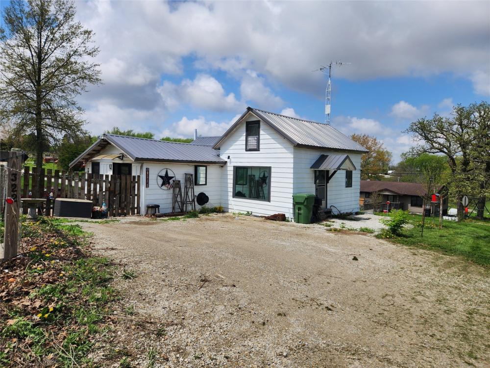 Currently Displayed Property Photo