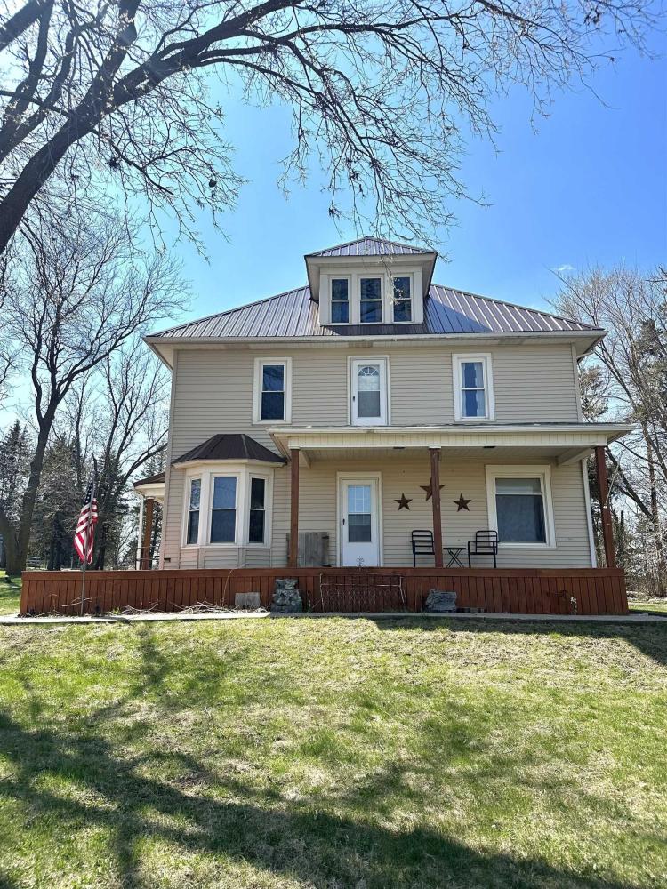 Currently Displayed Property Photo