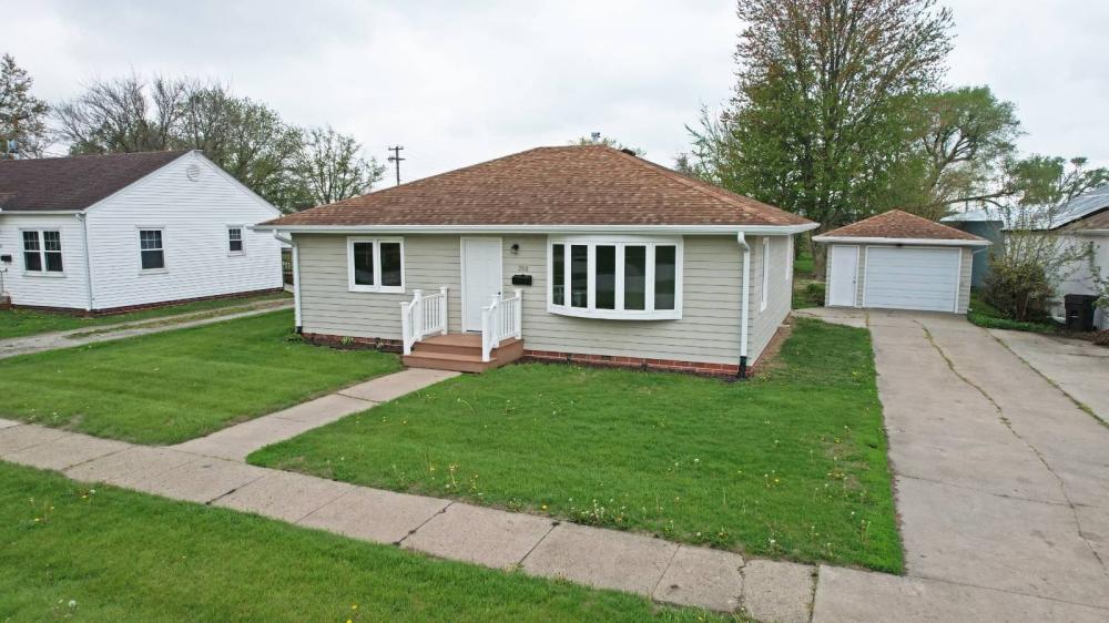 Currently Displayed Property Photo