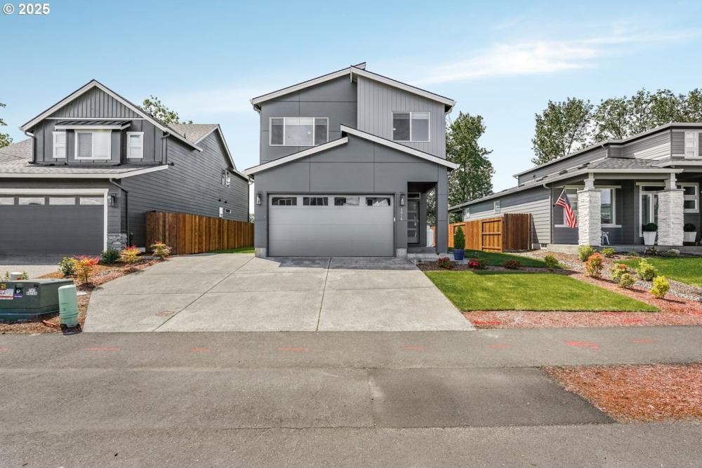 Currently Displayed Property Photo
