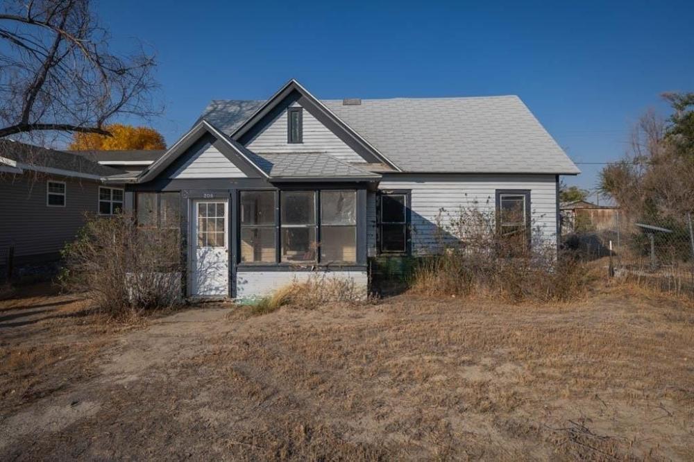 Currently Displayed Property Photo