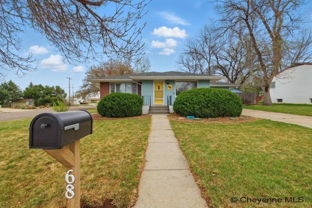 Currently Displayed Property Photo