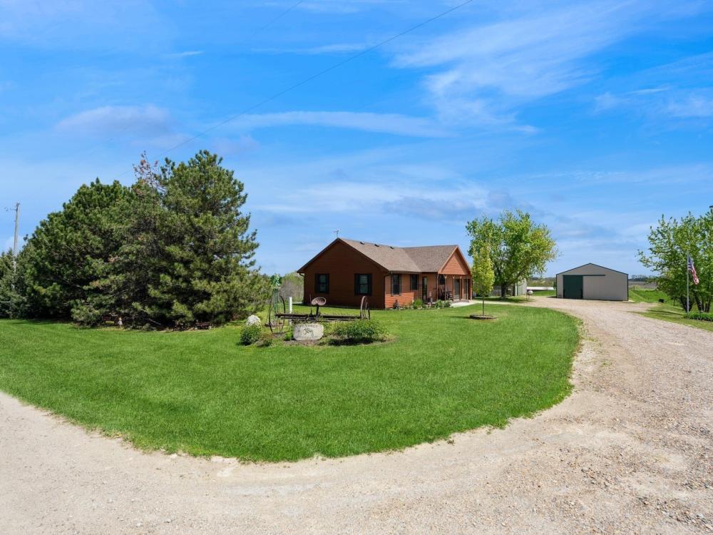 Currently Displayed Property Photo