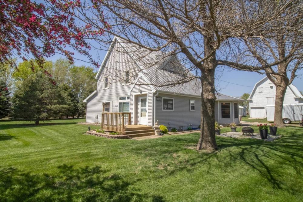 Currently Displayed Property Photo