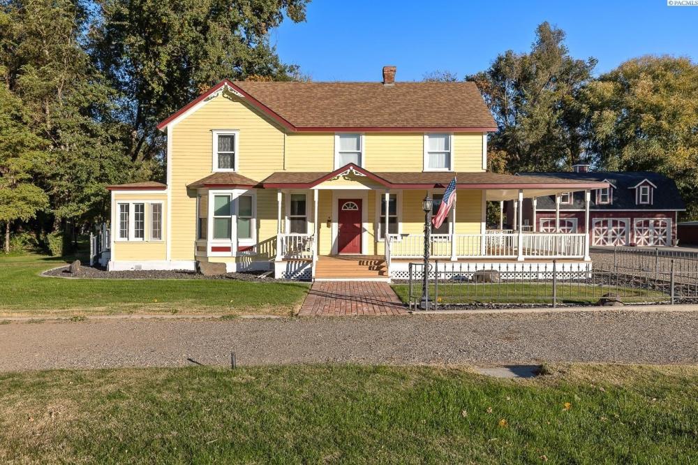 Currently Displayed Property Photo
