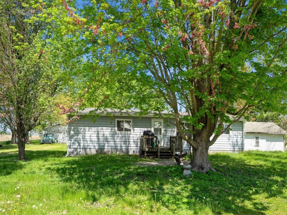 Currently Displayed Property Photo