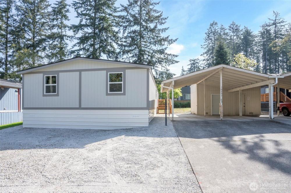 Currently Displayed Property Photo