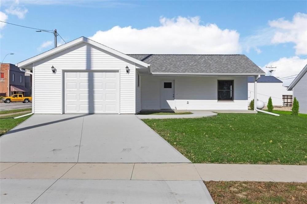 Currently Displayed Property Photo