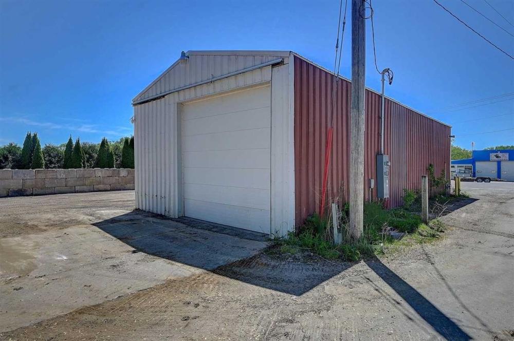 Currently Displayed Property Photo