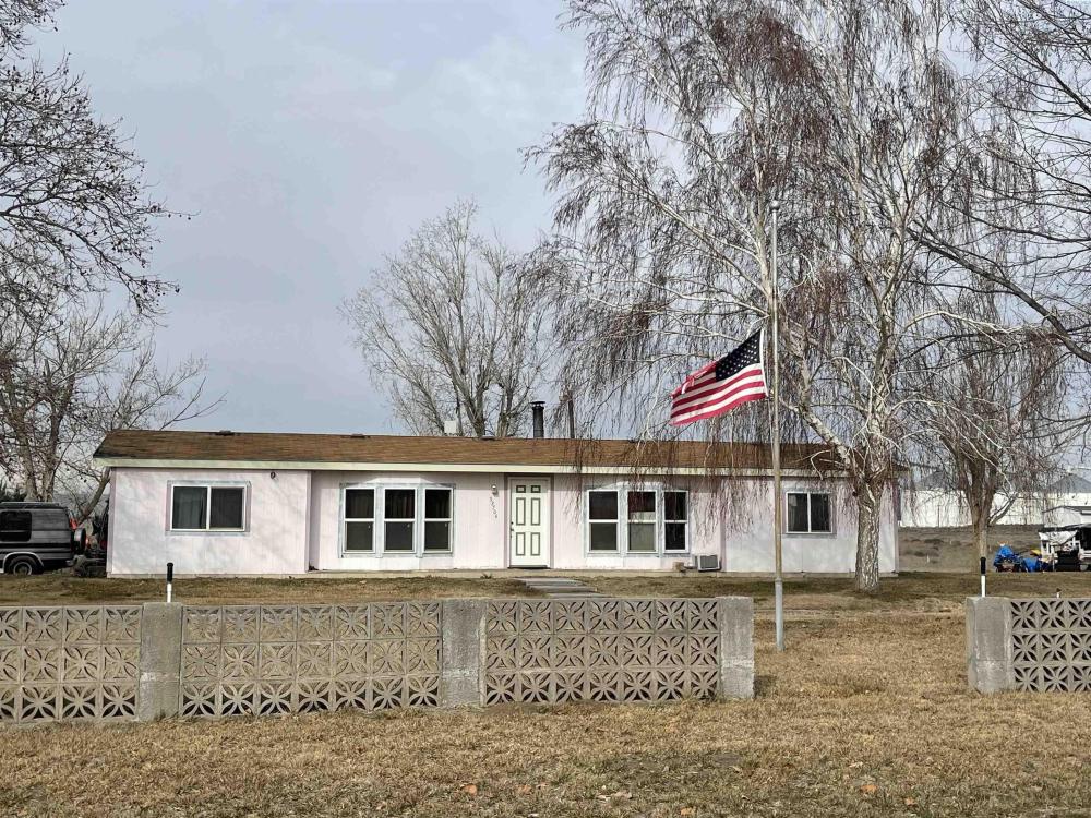 Currently Displayed Property Photo