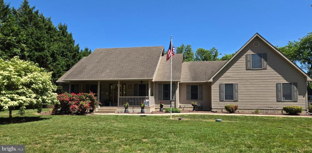 Currently Displayed Property Photo